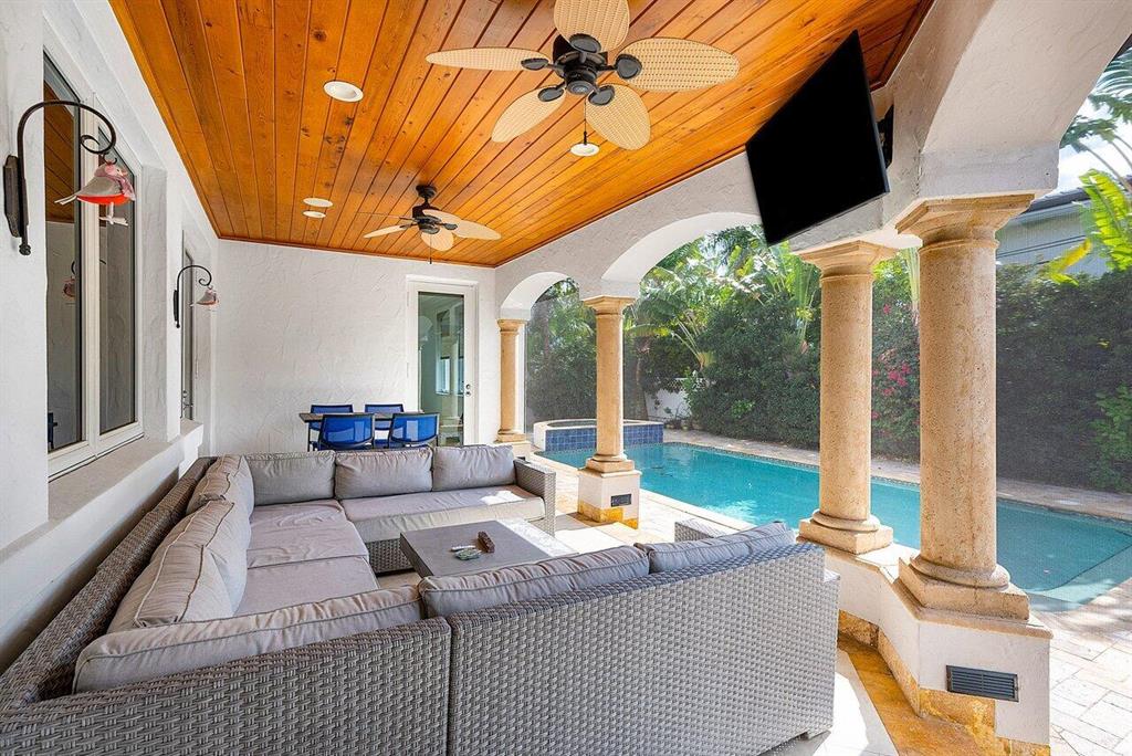 CONFERENCE RIDGE - Residential