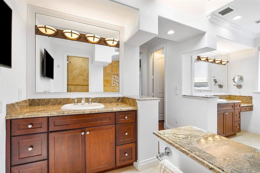 CONFERENCE RIDGE - Residential