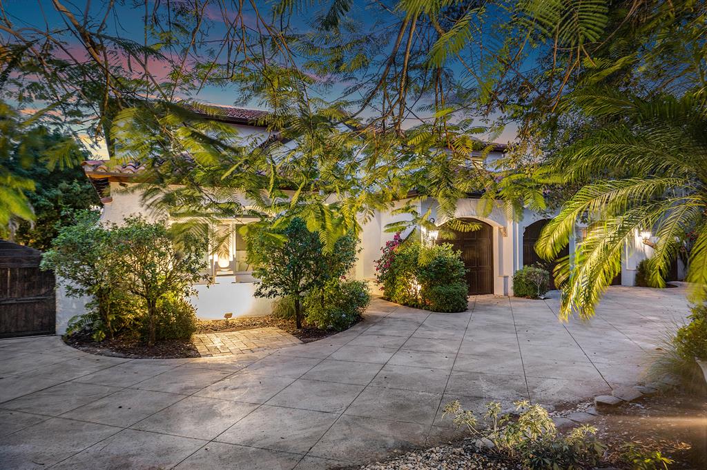 CONFERENCE RIDGE - Residential