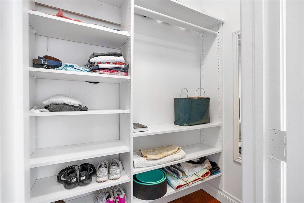 CONFERENCE RIDGE - Residential