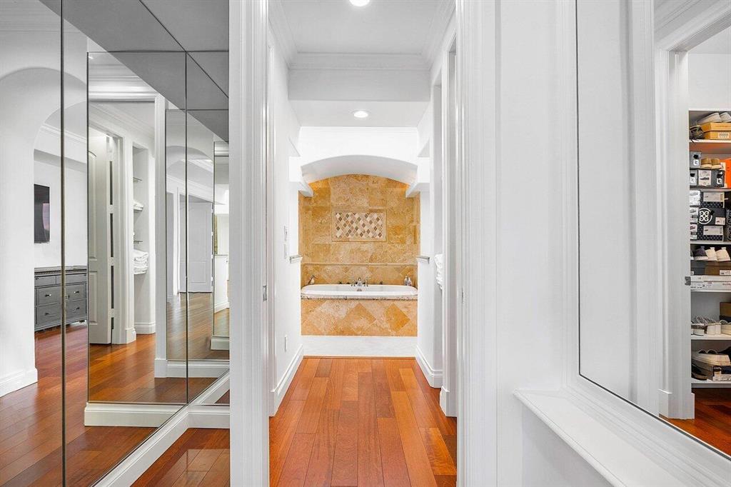 CONFERENCE RIDGE - Residential