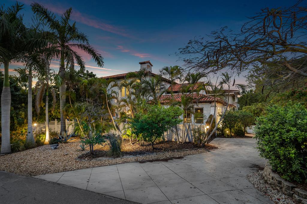 CONFERENCE RIDGE - Residential