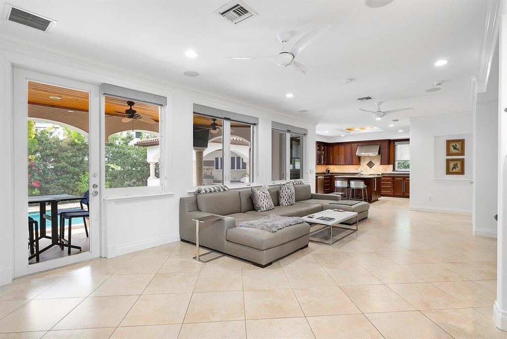 CONFERENCE RIDGE - Residential