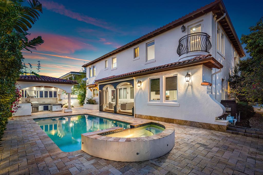 CONFERENCE RIDGE - Residential