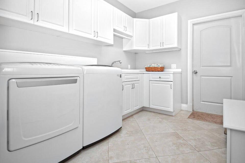 CONFERENCE RIDGE - Residential