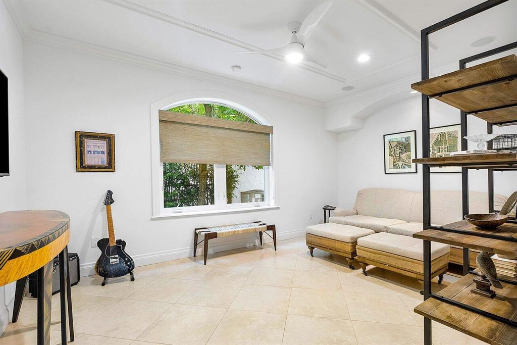 CONFERENCE RIDGE - Residential