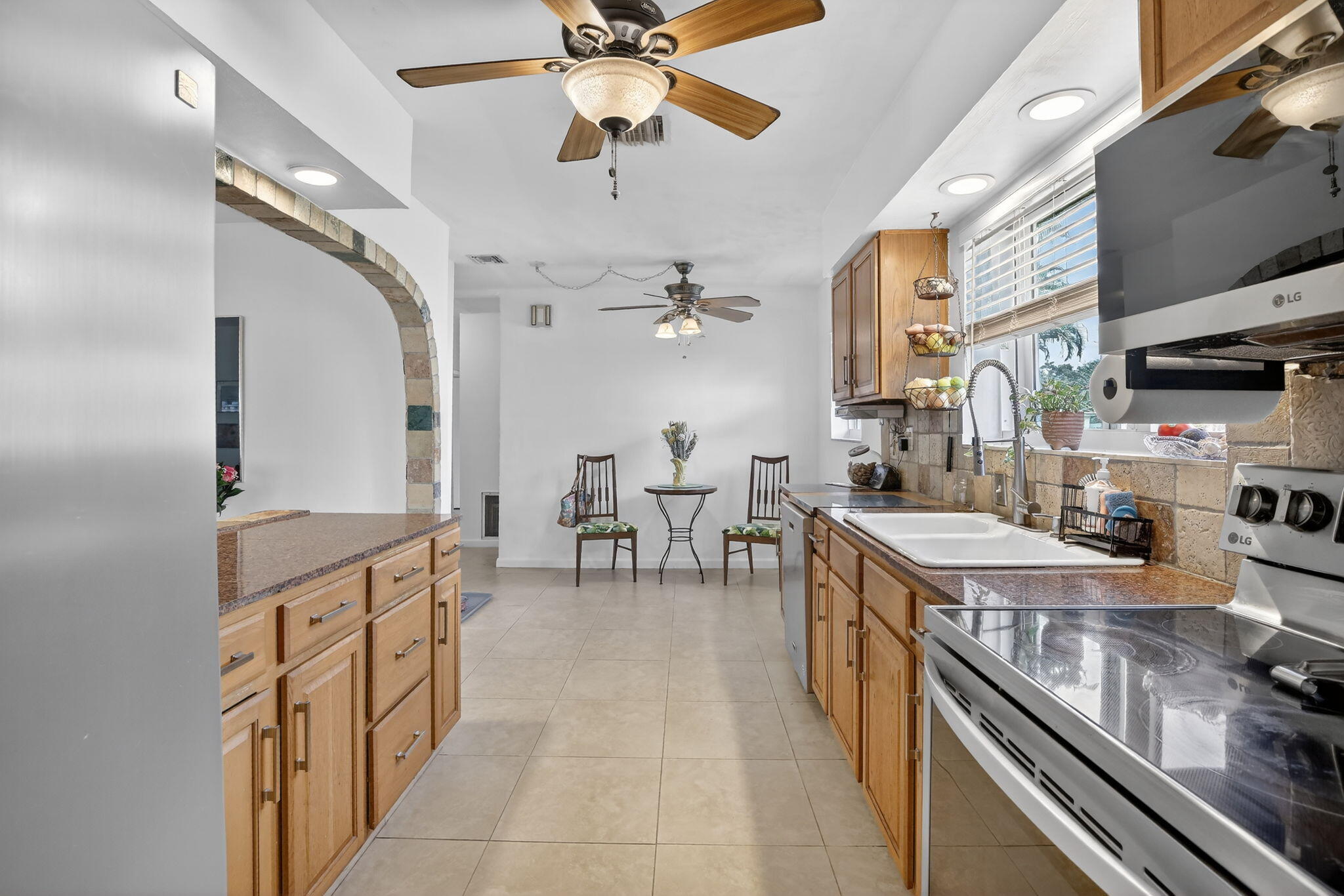 PLANTATION GARDENS 3RD SEC - Residential