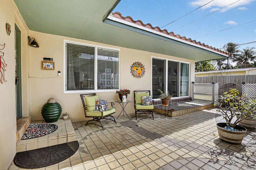 Photo of 882 Azalea Court, Plantation, FL 33317 (MLS # R11164937)