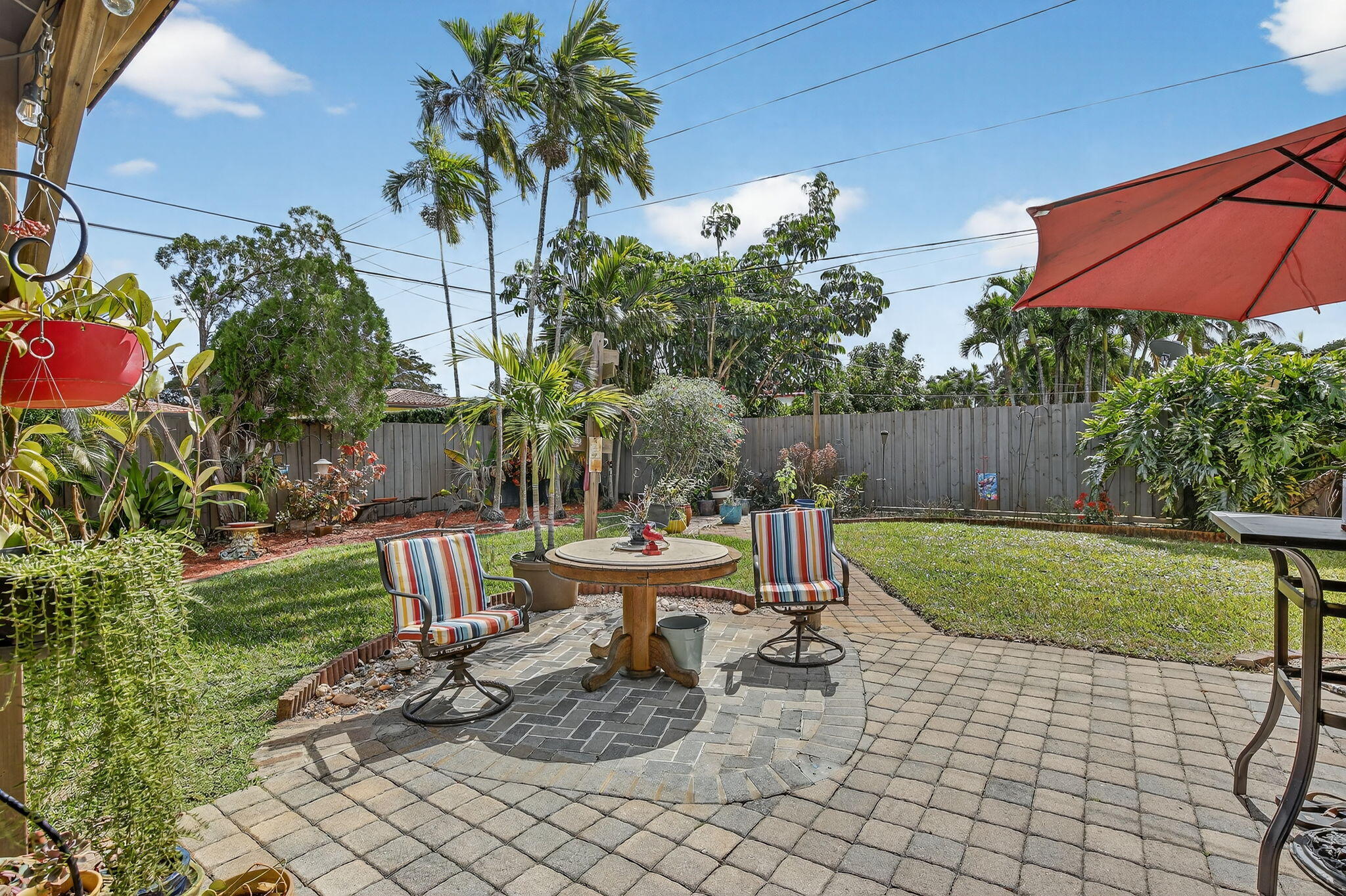 PLANTATION GARDENS 3RD SEC - Residential