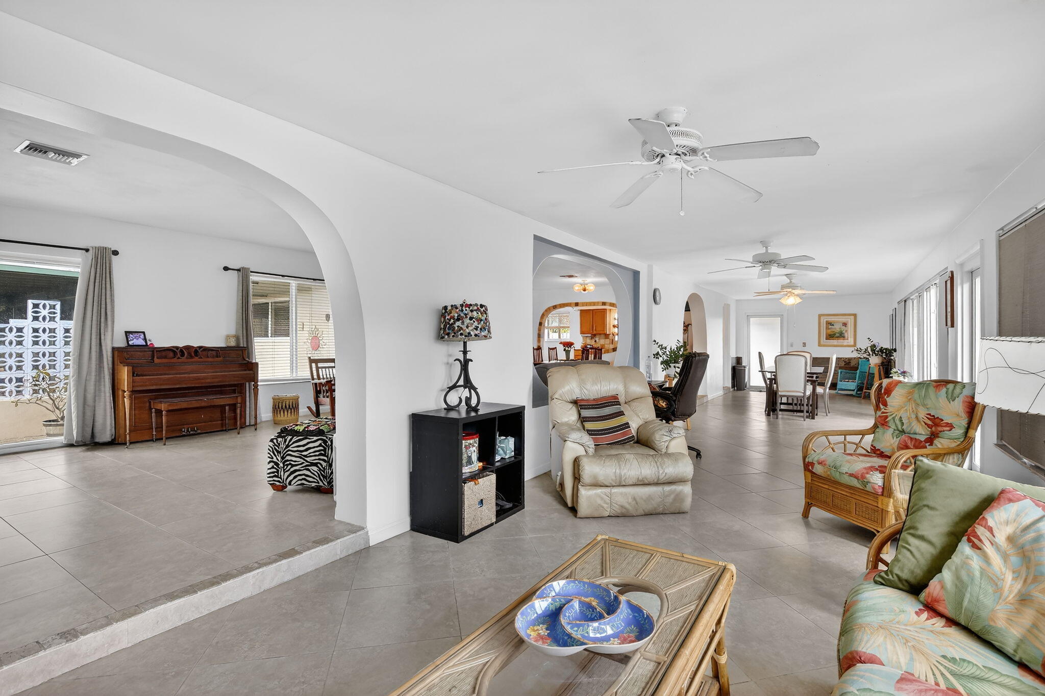 PLANTATION GARDENS 3RD SEC - Residential