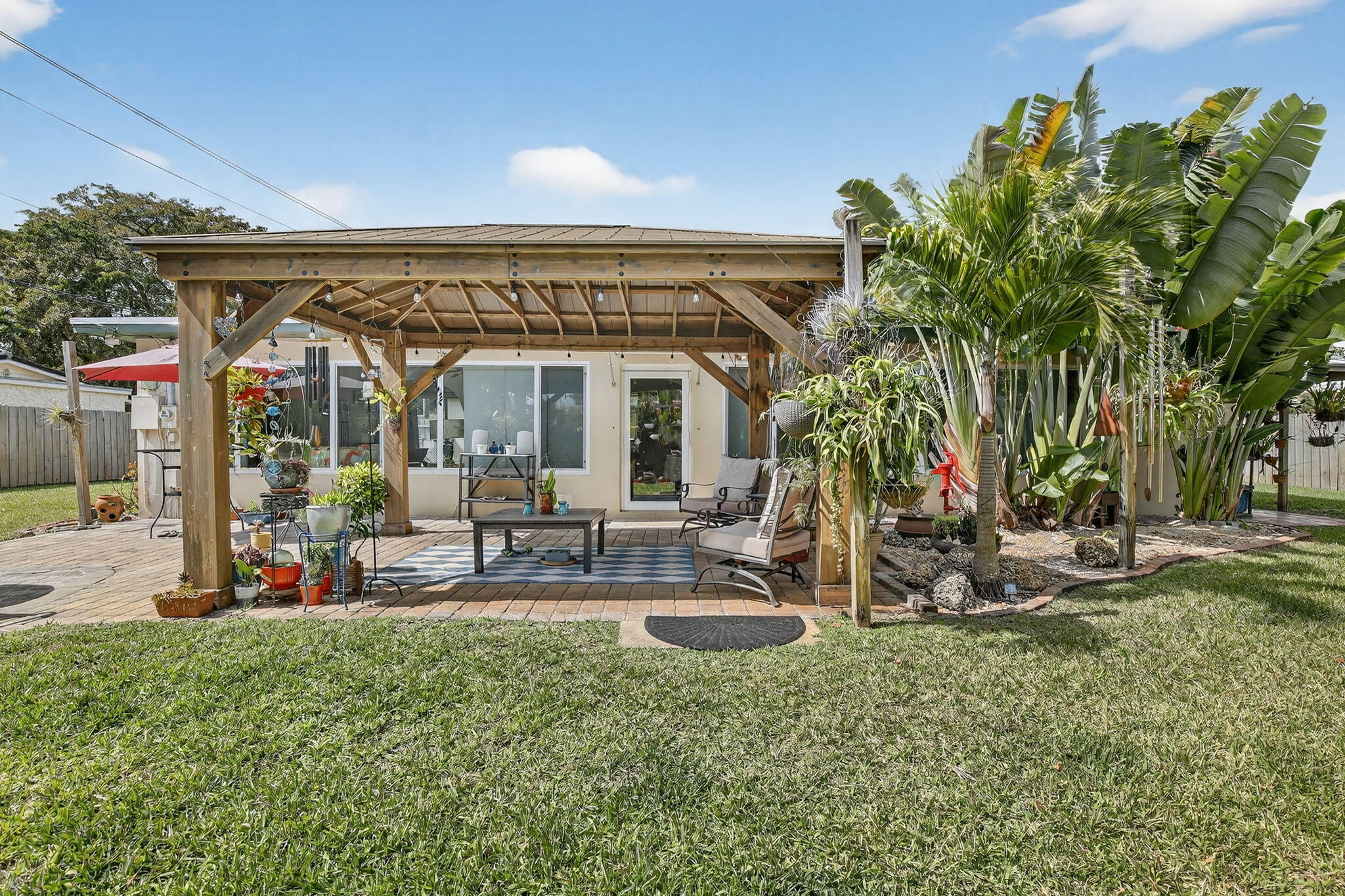 PLANTATION GARDENS 3RD SEC - Residential