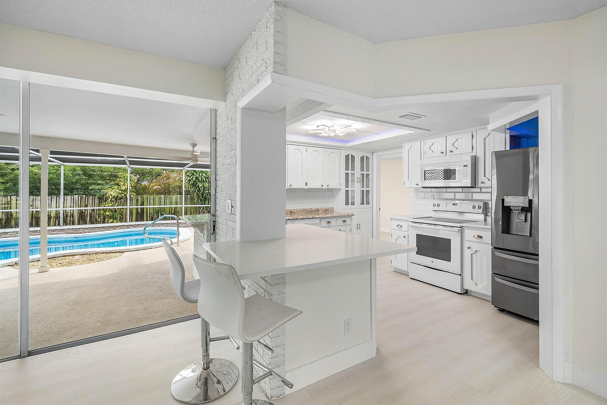 BOCA WOODS - Residential