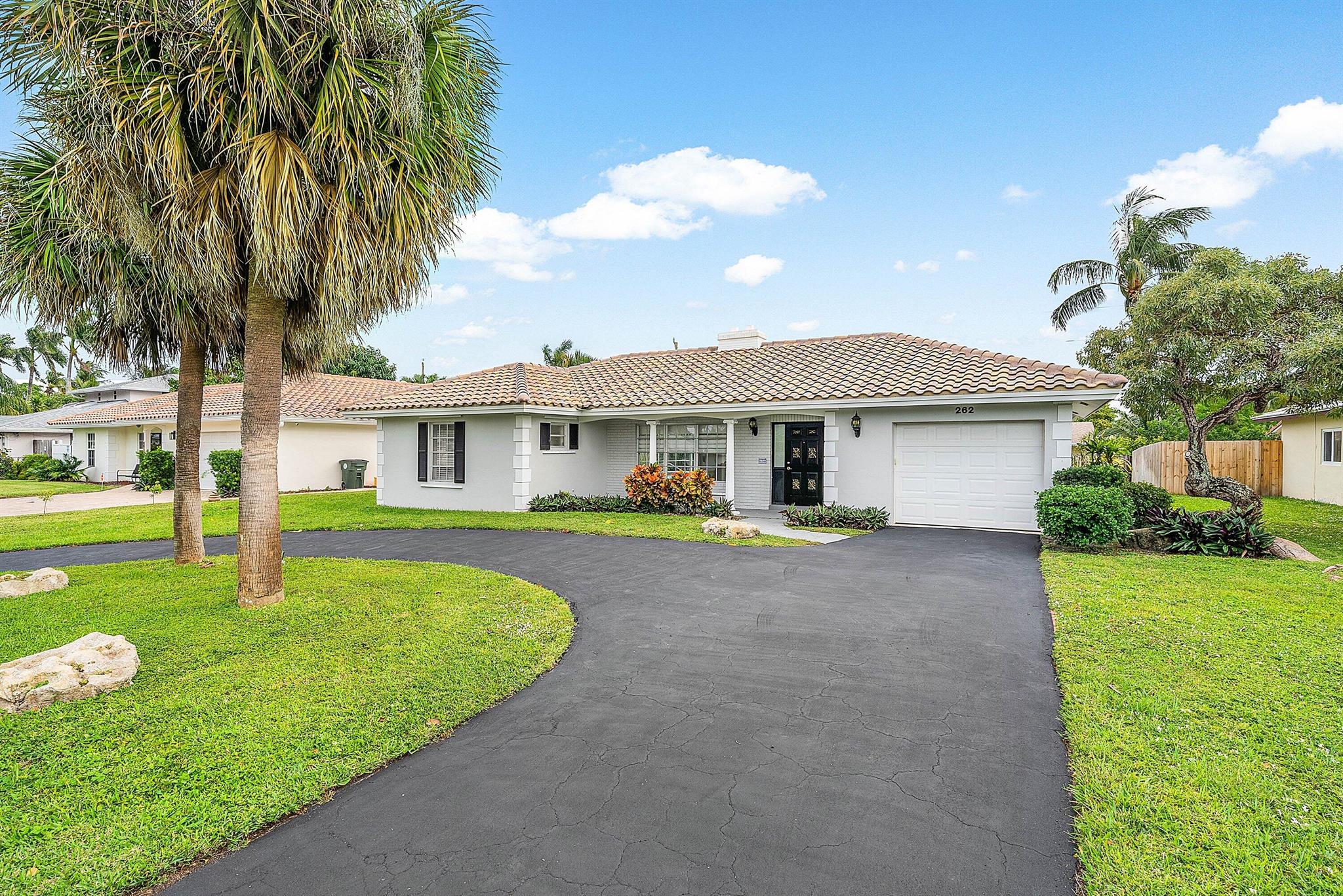 View photos, virtual tours, details... 262 NE 24th Court