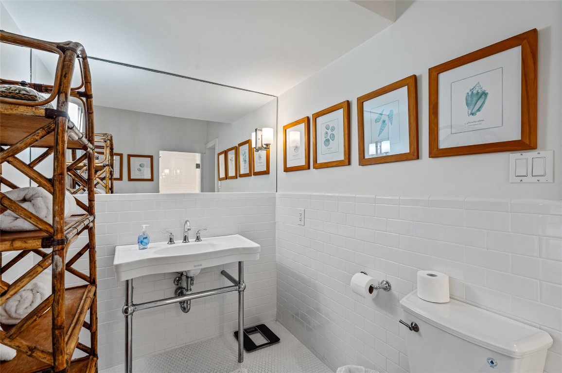 Las Olas Isles - Residential