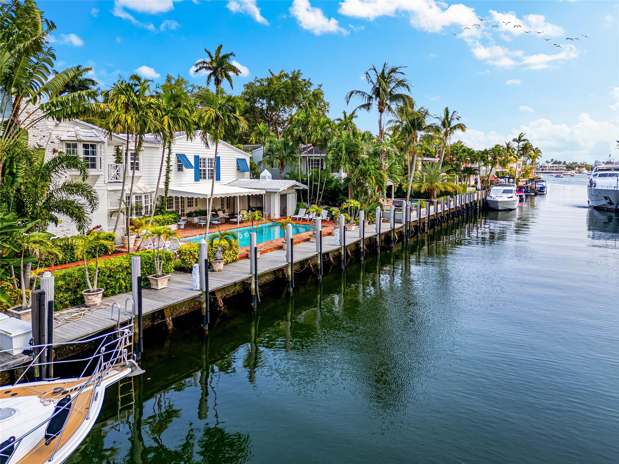 525 Coral Way