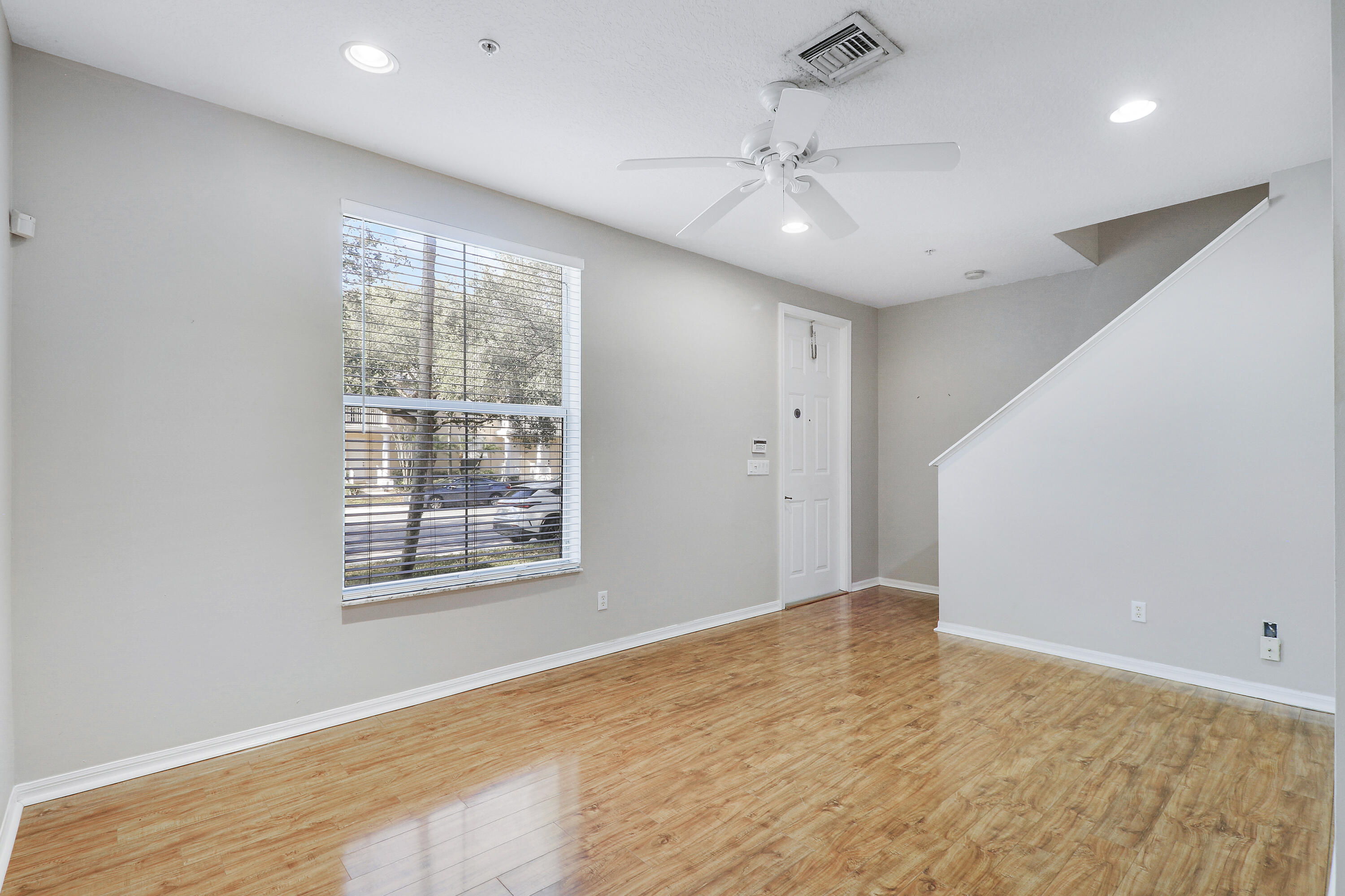 1586 Frederick Small Road