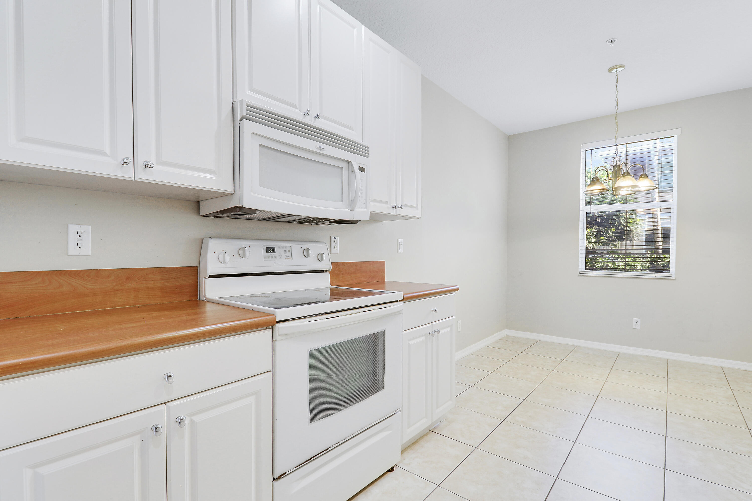 ABACOA TOWN CENTER 3 - Residential