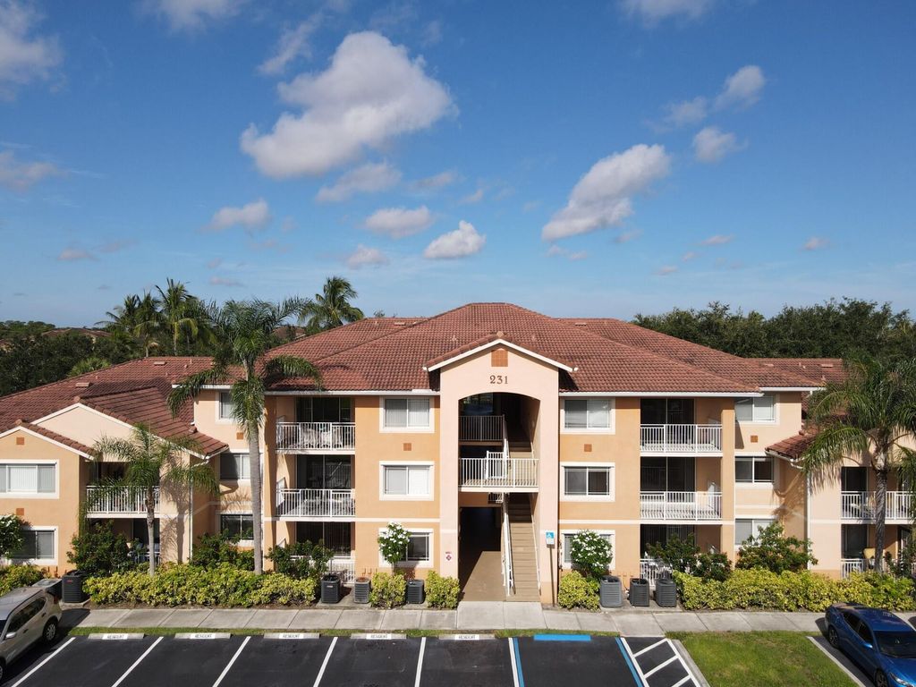 Photo of 231 SW Palm Drive #103, Port Saint Lucie, FL 34986 (MLS # R11160359)