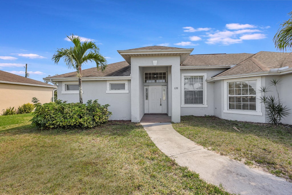 Photo of 638 SW Hamberland Avenue, Port Saint Lucie, FL 34953 (MLS # R10970229)
