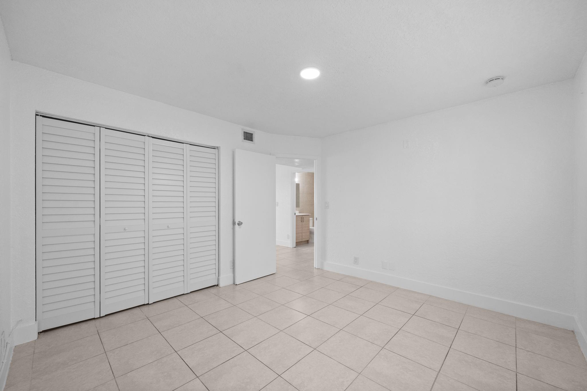 Sevilla Palace At Halland - Residential Lease