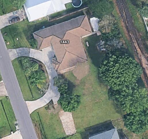 1443 SE Proctor Lane