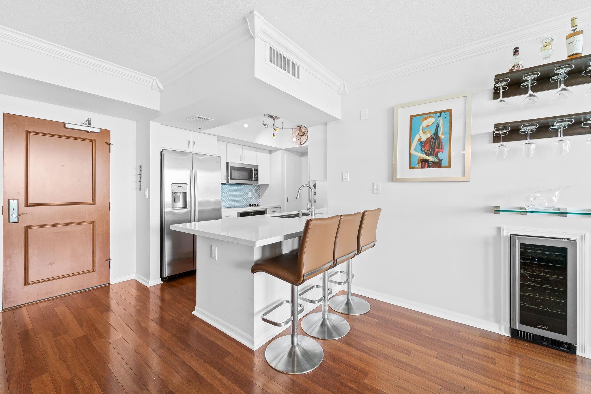 347 N New River Dr E 2102