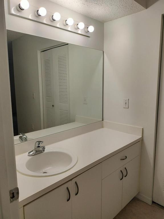 RIVIERA PALMS CONDO - Residential Lease