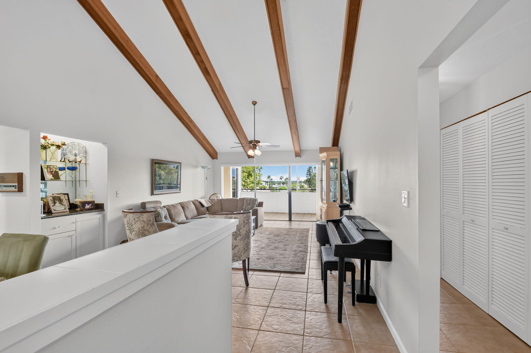 Properties 12524 SHORELINE Drive 404