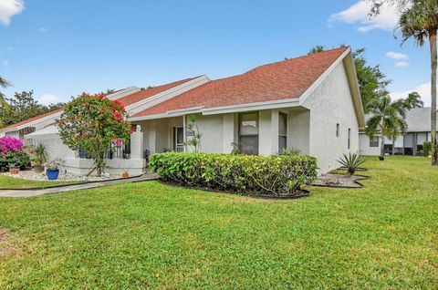 10984 Water Oak Manor Boca Raton FL 33498