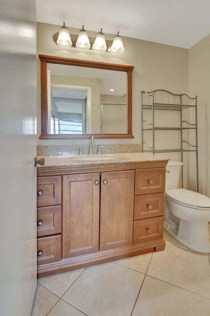 KINGS POINT NORMANDY COND - Residential Lease