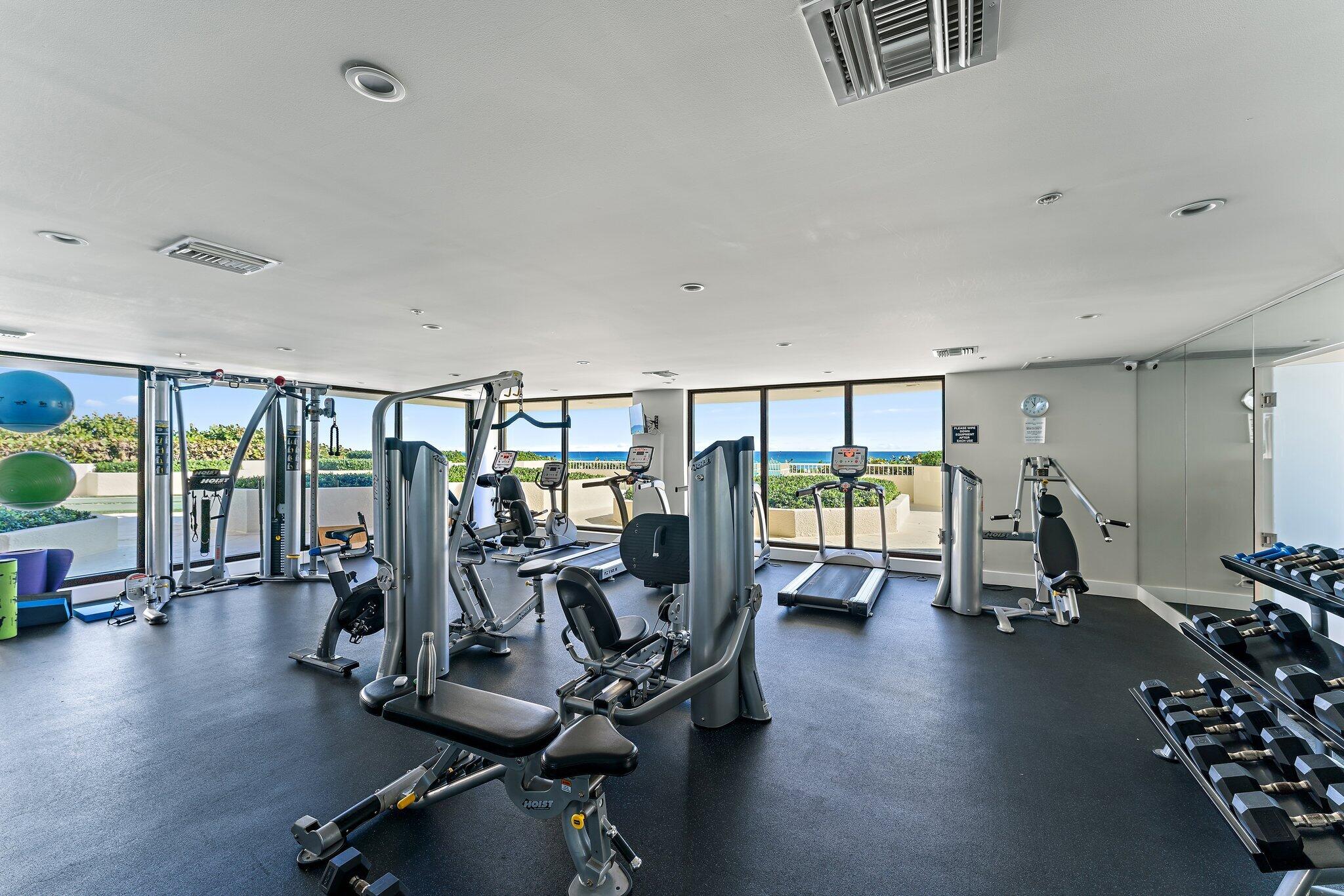 REACHES CONDO - Residential