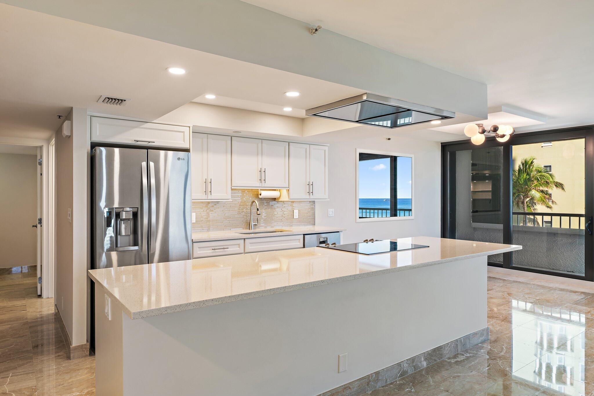 REACHES CONDO - Residential