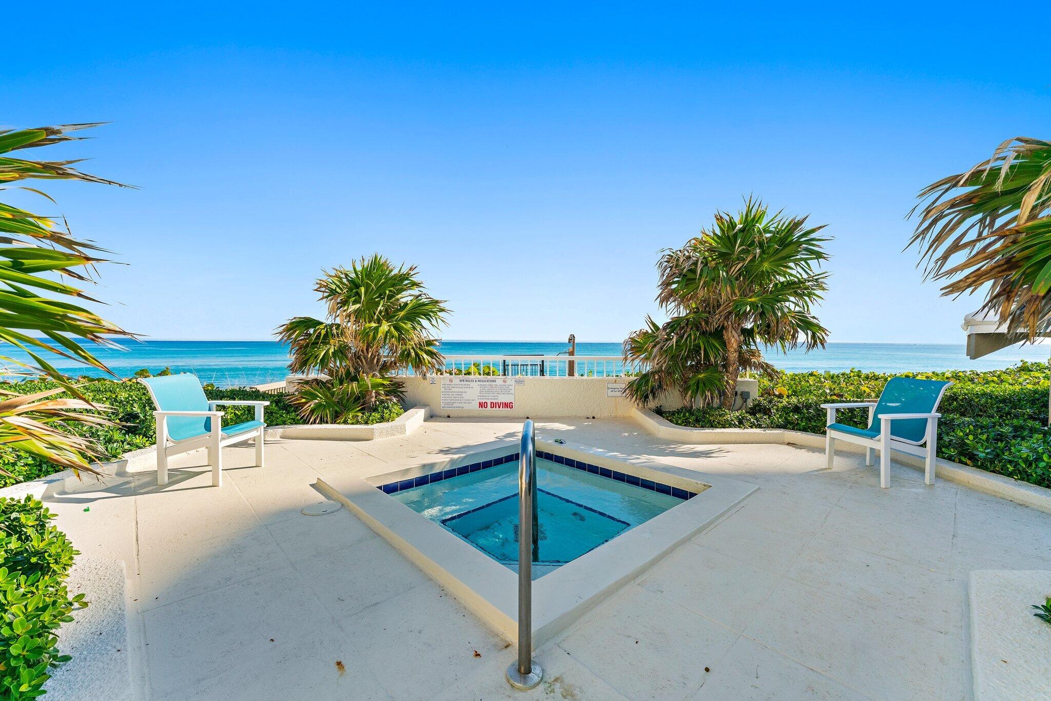 REACHES CONDO - Residential