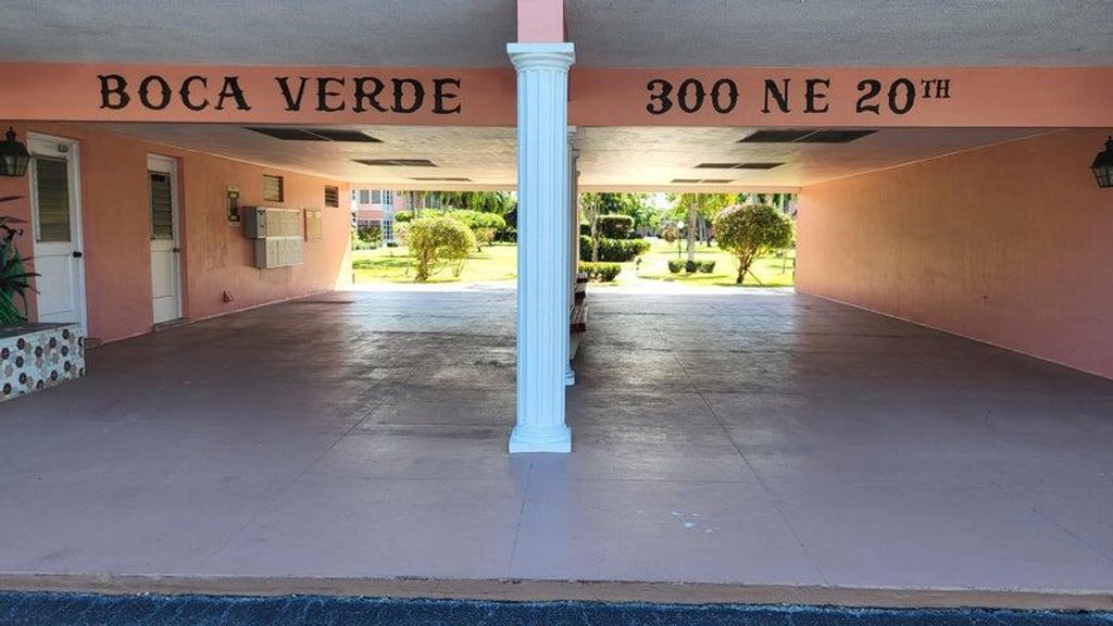Photo of 300 NE 20th Street #4090, Boca Raton, FL 33431 (MLS # R11142081)