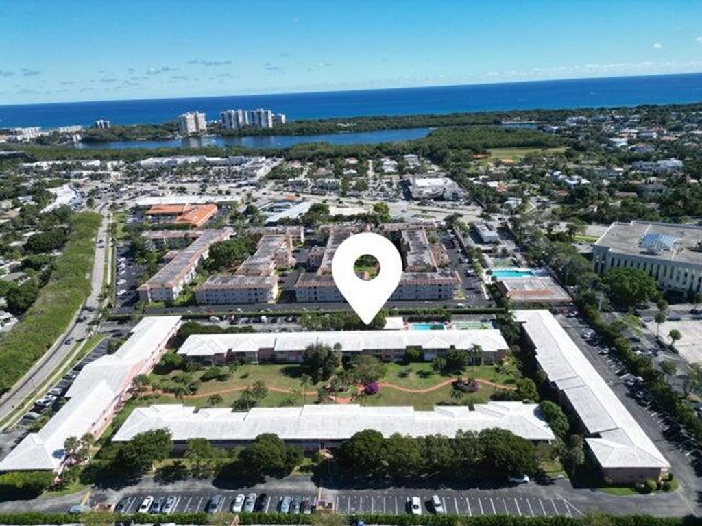 Photo of 300 NE 20th Street #4090, Boca Raton, FL 33431 (MLS # R11142081)