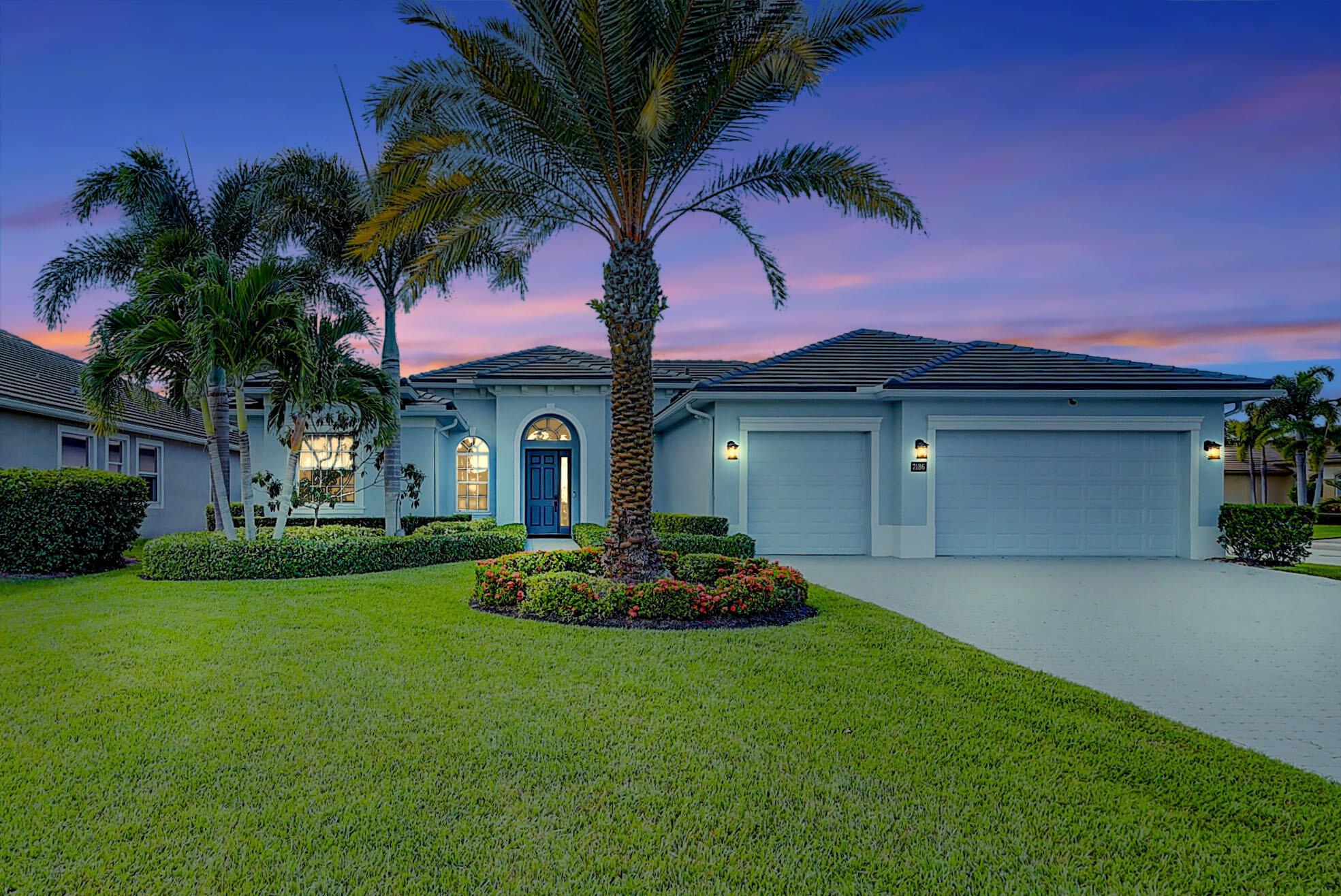 7186 SW Quiet River Court