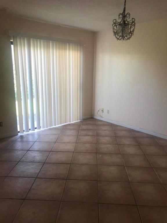 WELLINGTON OF WELLINGTON - Residential