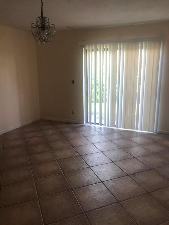 WELLINGTON OF WELLINGTON - Residential