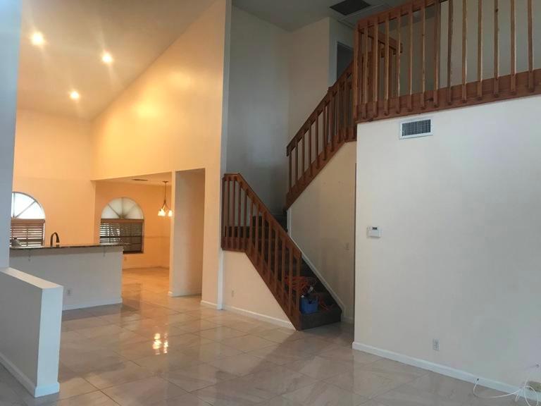 WELLINGTON OF WELLINGTON - Residential