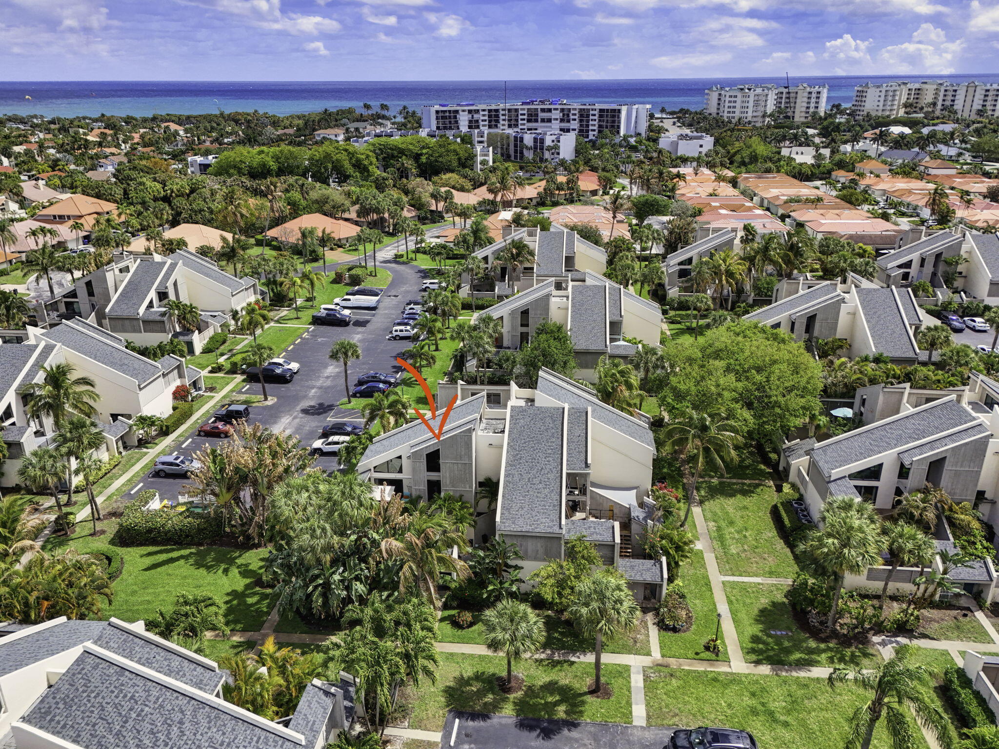 SEA LOFTERS CONDO - Residential