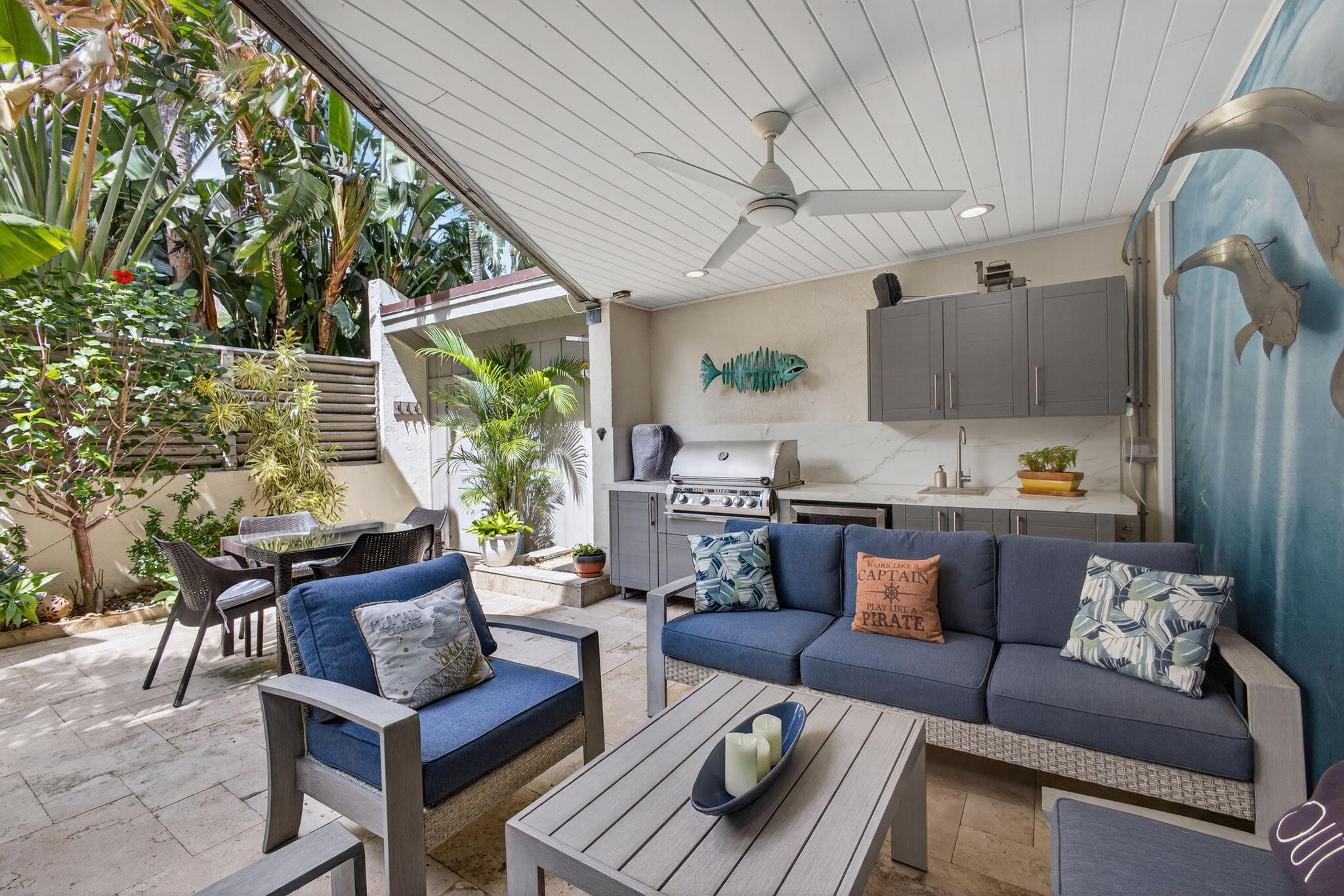 SEA LOFTERS CONDO - Residential