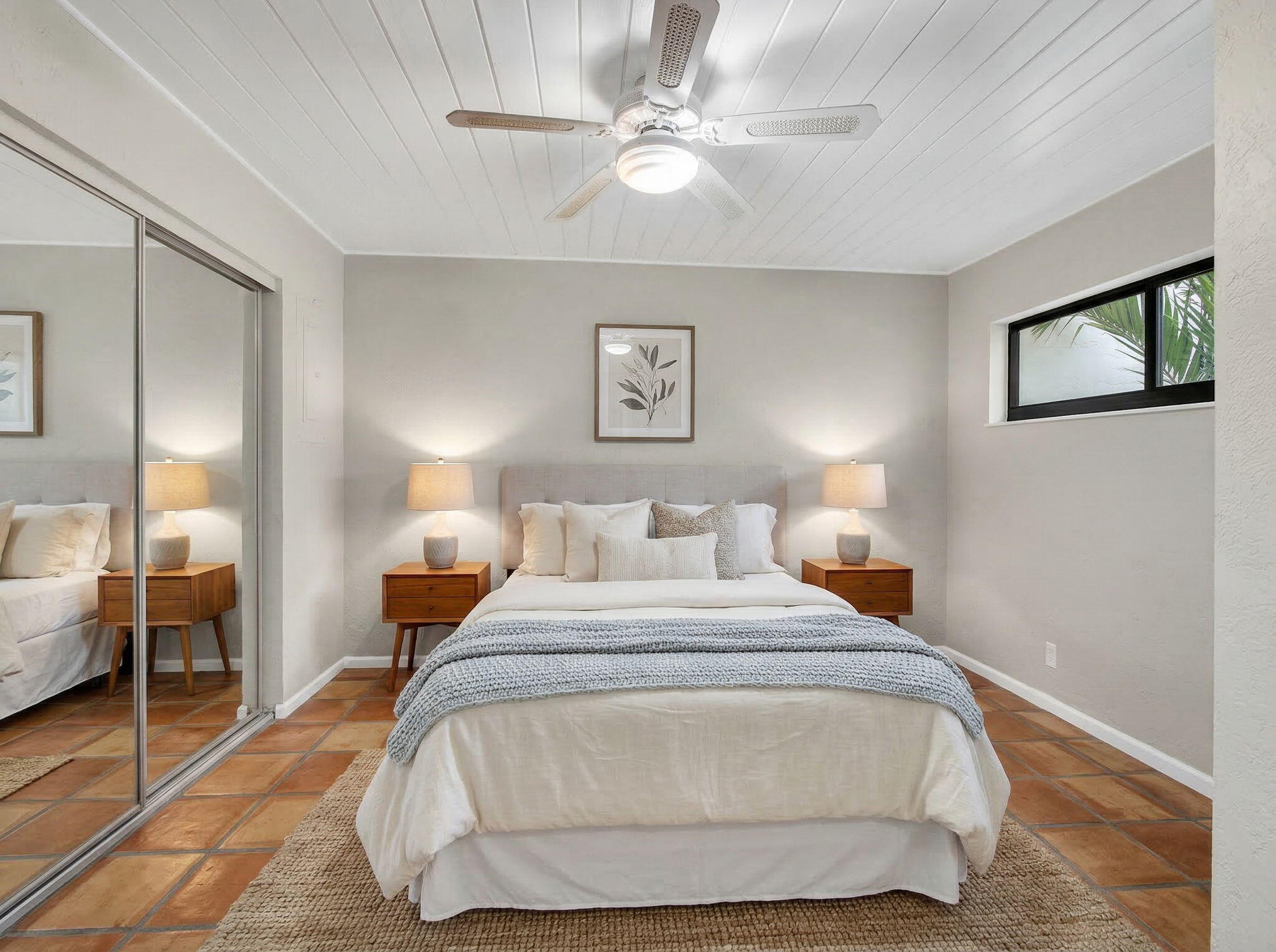 SEA LOFTERS CONDO - Residential