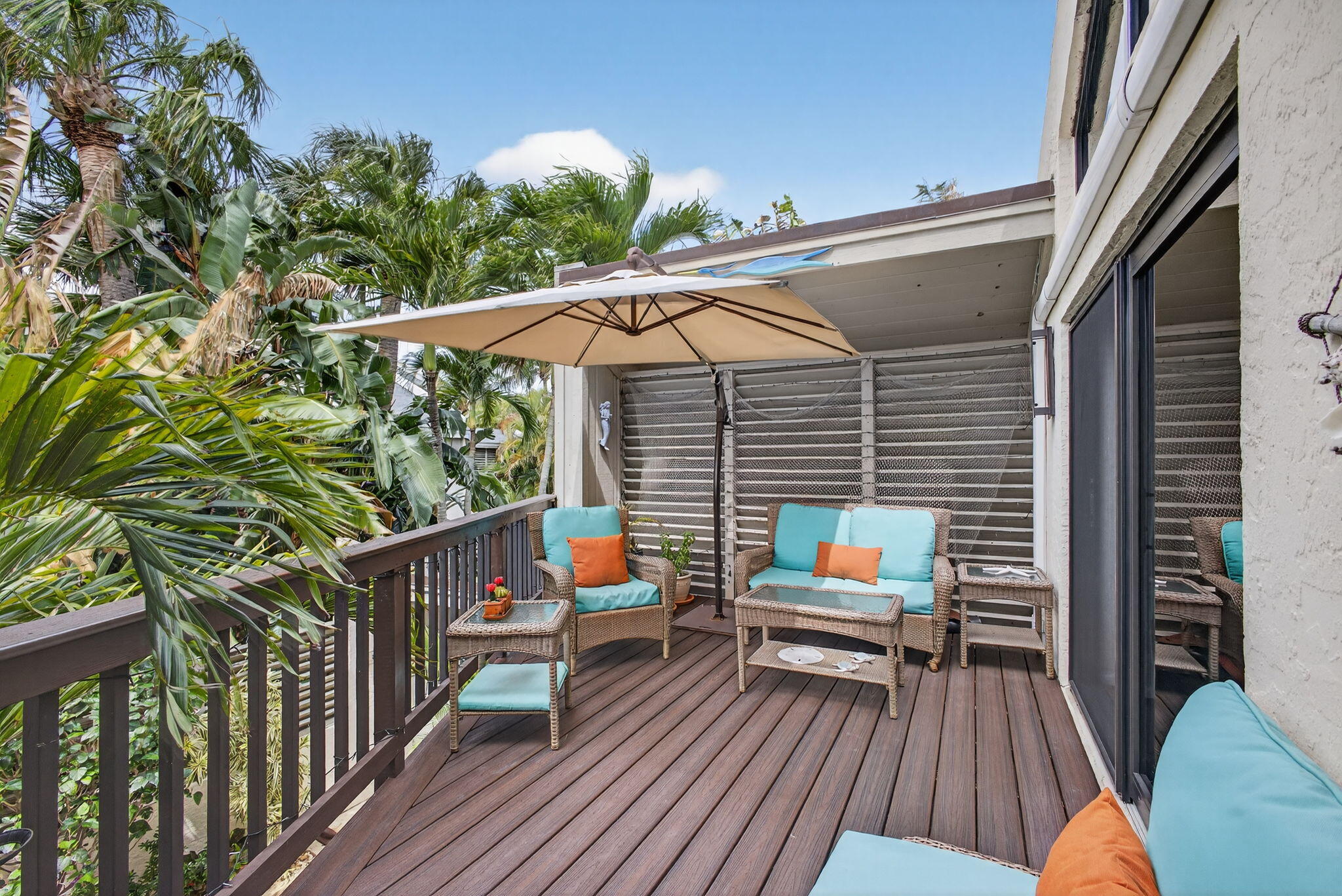 SEA LOFTERS CONDO - Residential