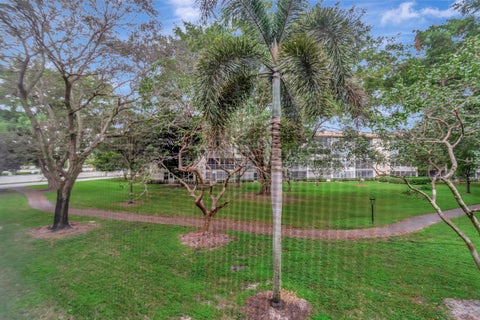 Tiny photo for 2403 ANTIGUA Circle #D2, Coconut Creek, FL 33066 (MLS # B26081288)
