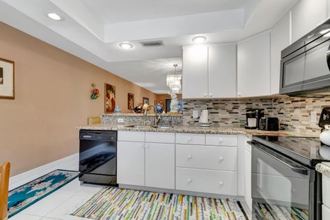 Tiny photo for 2403 ANTIGUA Circle #D2, Coconut Creek, FL 33066 (MLS # B26081288)