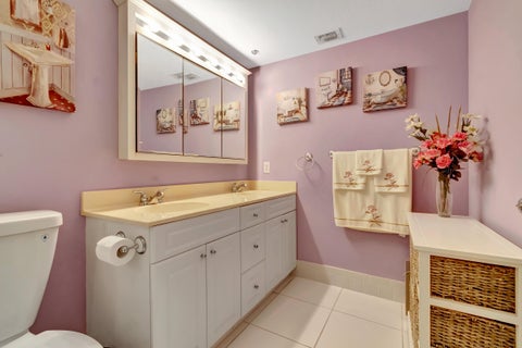 Tiny photo for 2403 ANTIGUA Circle #D2, Coconut Creek, FL 33066 (MLS # B26081288)