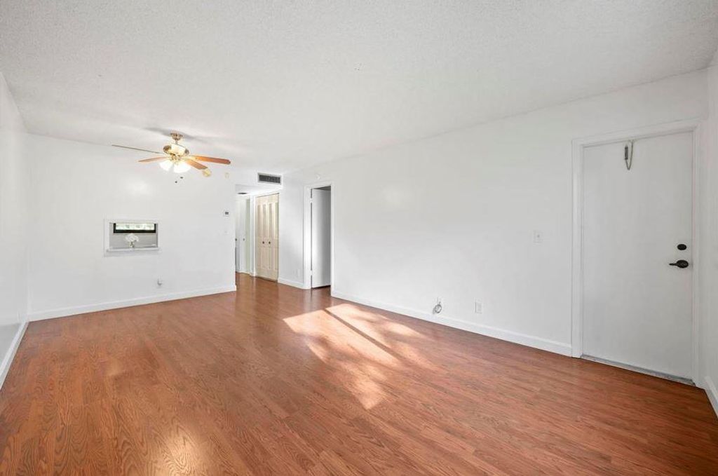 Photo of 201 Berkley Rd #108, Hollywood, FL 33024 (MLS # F10515255)