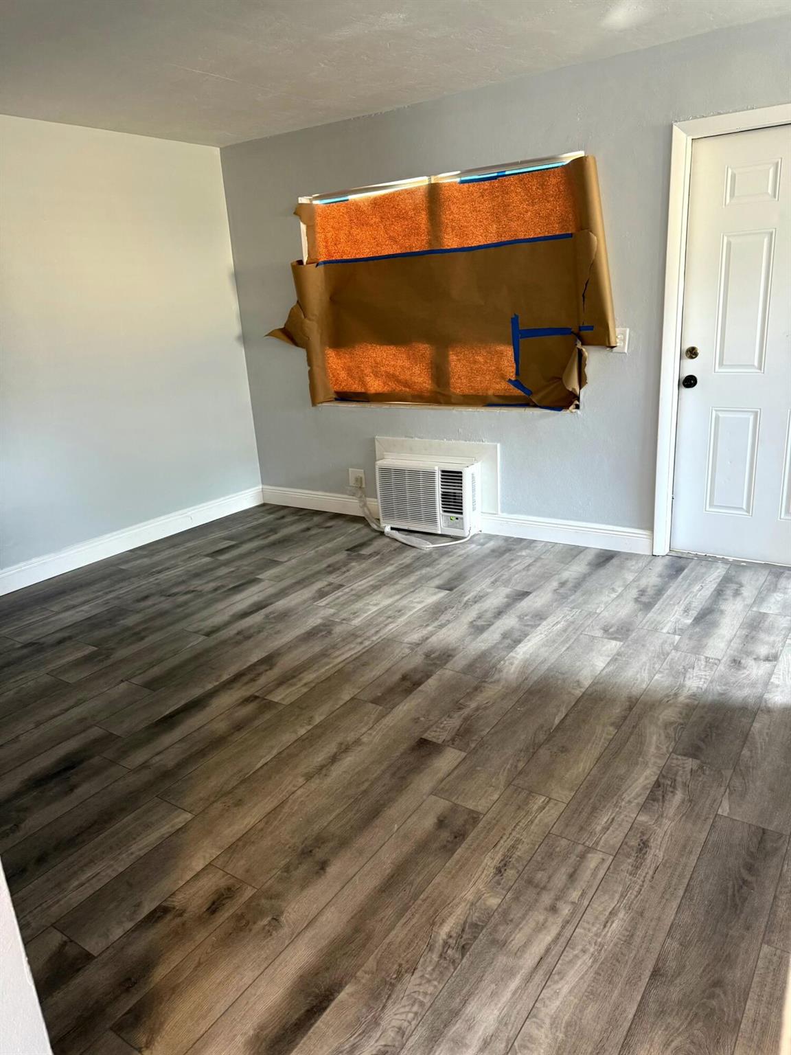 ACREHOME PARK FIRST ADD - Residential Lease