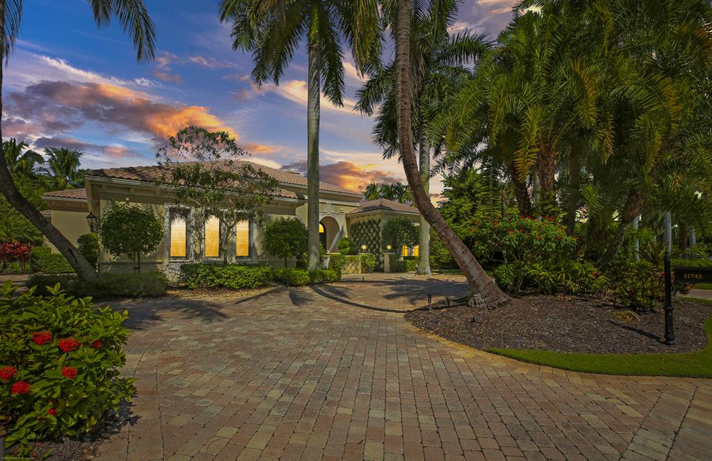 OLD PALM 4 - Residential
