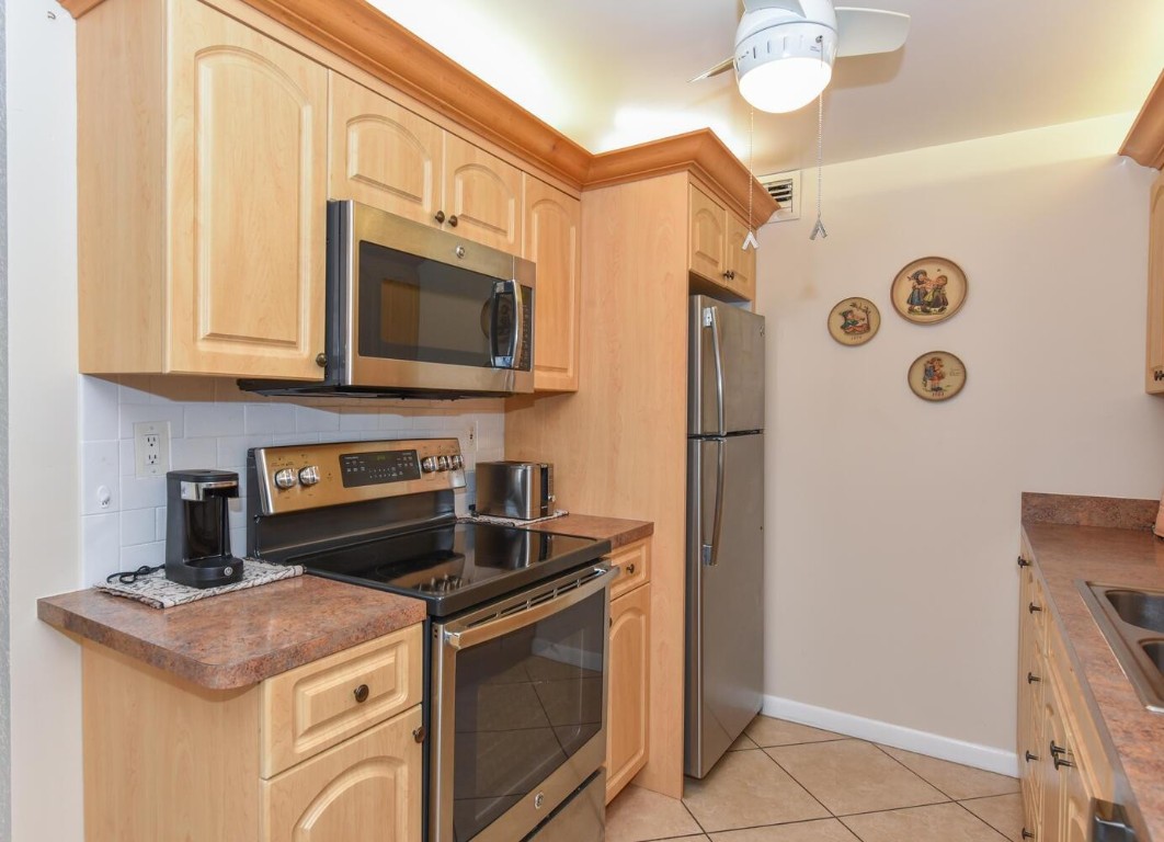 CENTURY VILLAGE EAST - Residential